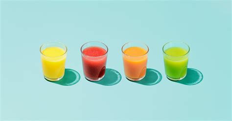 6 Healthiest Juices To Drink, According To Dietitians